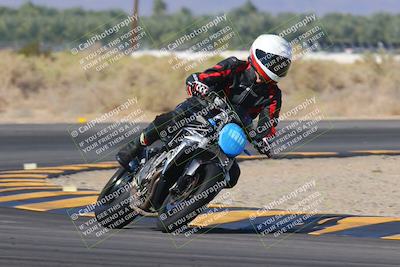 media/Nov-06-2023-Moto Forza (Mon) [[ce023d0744]]/4-Beginner Group/Session 3 (Turn 16)/